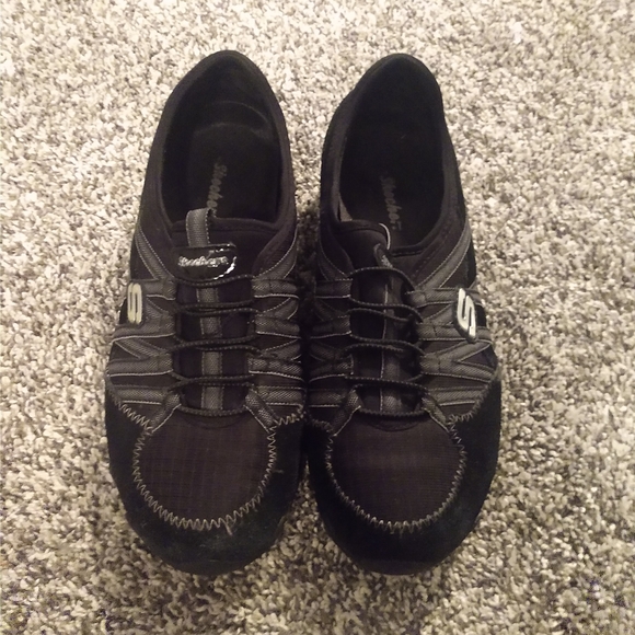skechers gym shoes